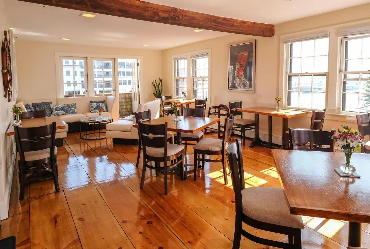 Harborside 3* Newport
