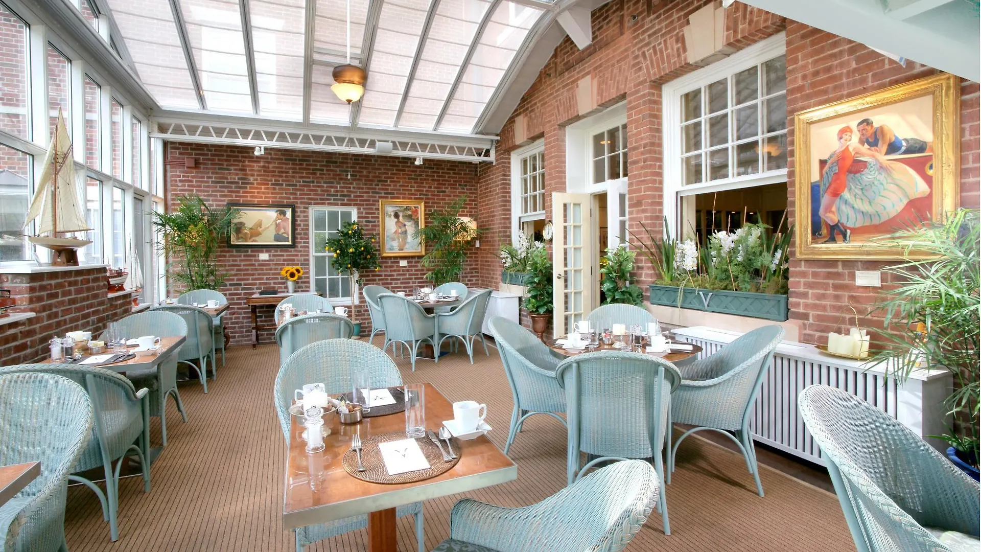 The Vanderbilt, Collection Newport