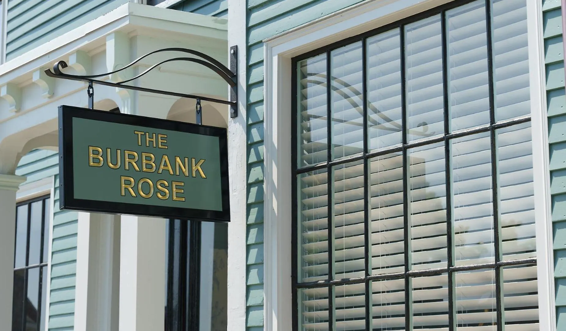 The Burbank Rose 住宿加早餐酒店 纽波特