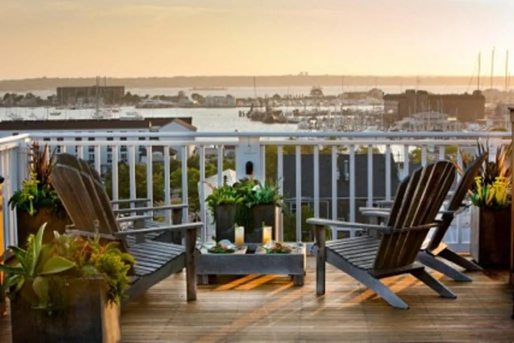 The Vanderbilt, Collection 5*