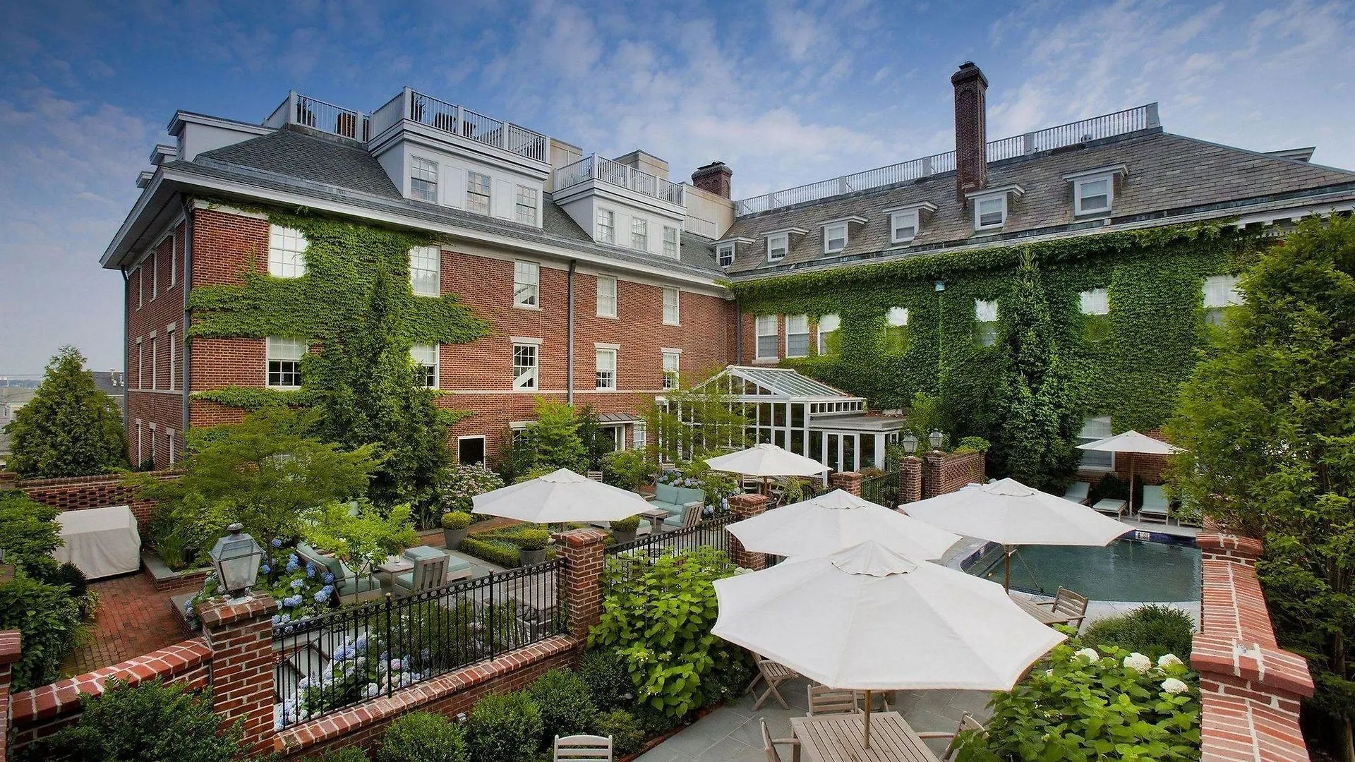 The Vanderbilt, Collection 5*