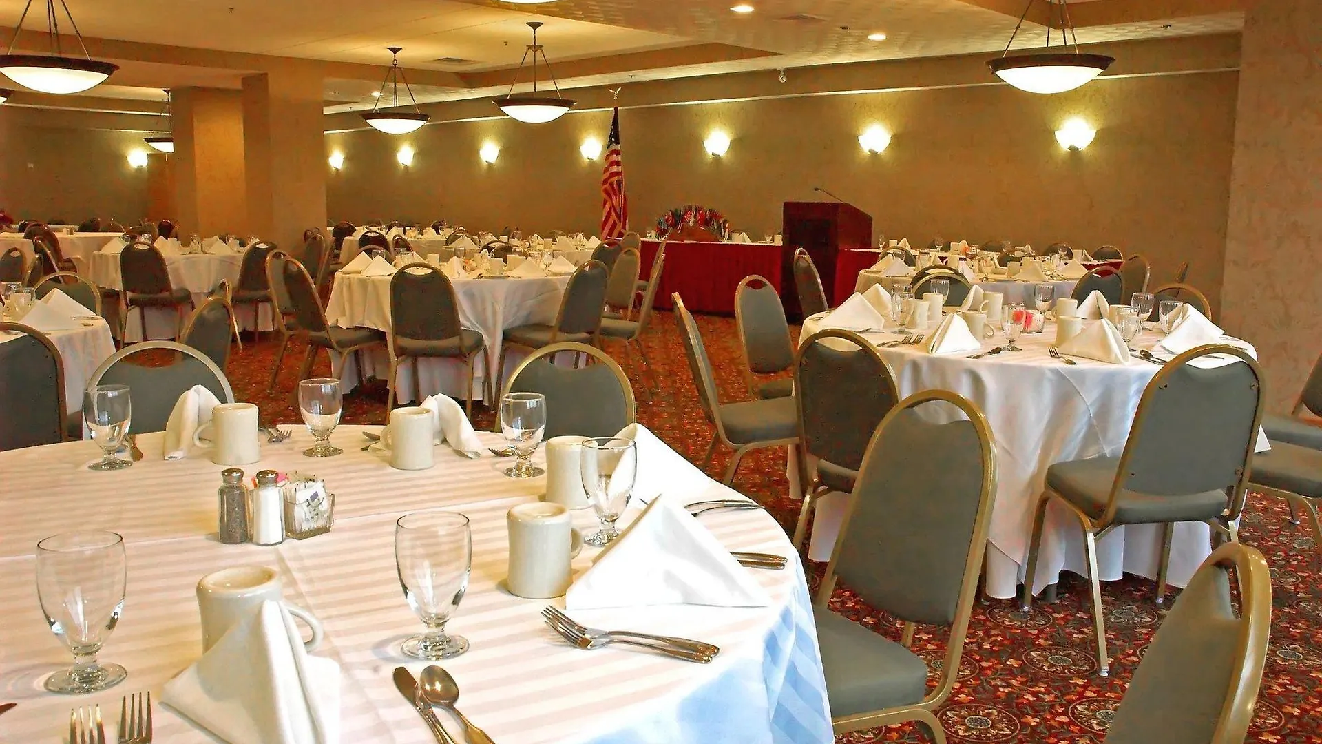 Mainstay And Conference Center Newport