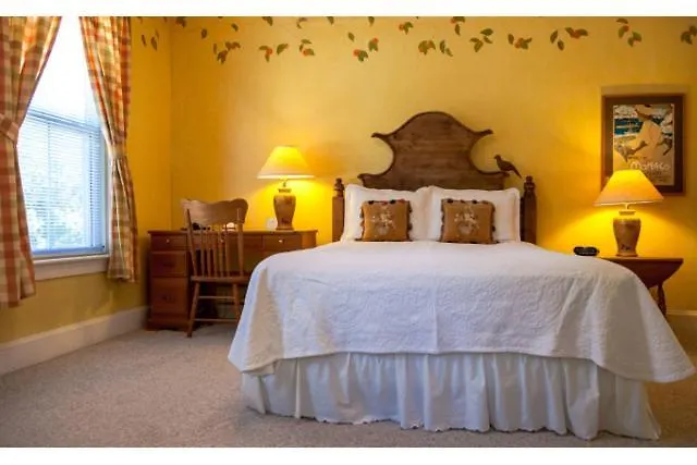 Bed and Breakfast Admiral Fitzroy 2*