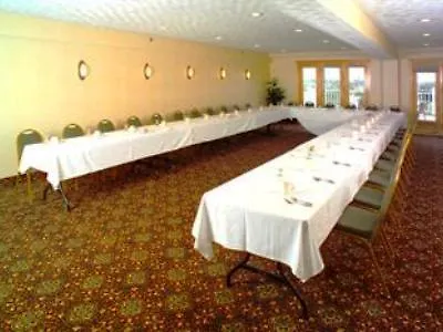 Mainstay And Conference Center 3* Newport