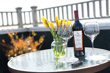 Bed and Breakfast Admiral Fitzroy 2*
