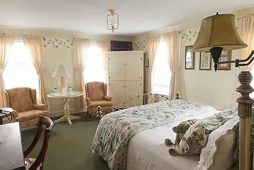 Admiral Fitzroy Bed and Breakfast
