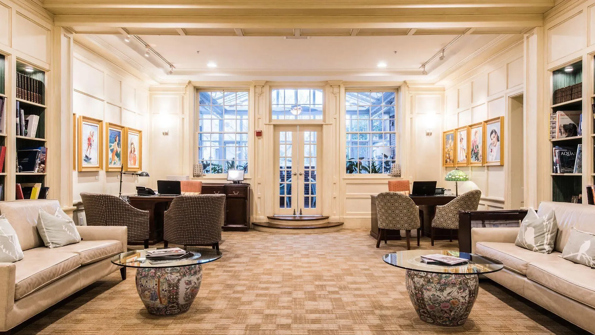 The Vanderbilt, Collection Newport