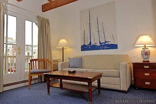 Harborside Estalagem 3*